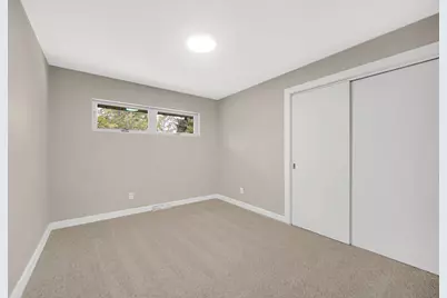 9446 Hilltop Drive, Saint John, IN 46373 - Photo 17