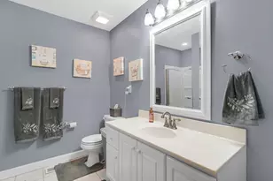 101 E 13th Pl, Hobart, IN 46342 - Photo 17