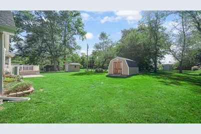 101 E 13th Place, Hobart, IN 46342 - Photo 23