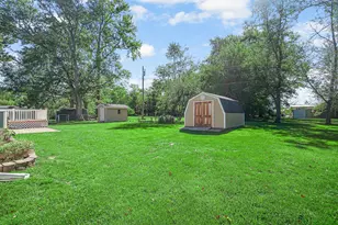 101 E 13th Pl, Hobart, IN 46342 - Photo 23