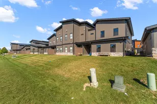 283 Nomo Pl, Crown Point, IN 46307 - Photo 3