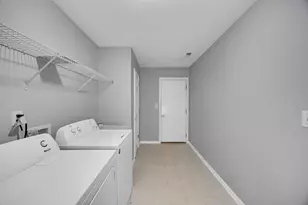 8461 Pierce St, Merrillville, IN 46410 - Photo 19