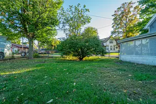 126 Dewey St, Michigan City, IN 46360 - Photo 13