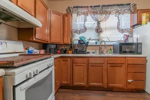 126 Dewey St, Michigan City, IN 46360 - Photo 7