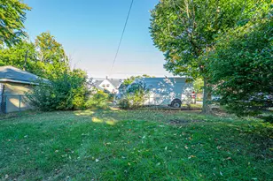 126 Dewey St, Michigan City, IN 46360 - Photo 25