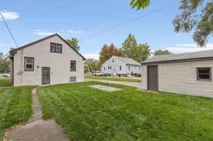 7345 Northcote Ave, Hammond, IN 46324 - Photo 17