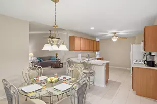 10788 Knickerbocker Ct, Saint John, IN 46373 - Photo 17