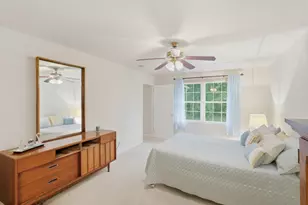 10788 Knickerbocker Ct, Saint John, IN 46373 - Photo 9