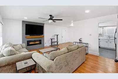 9380 Roosevelt Place, Crown Point, IN 46307 - Photo 5