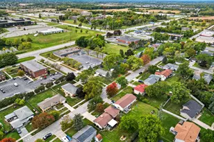 9380 Roosevelt Pl, Crown Point, IN 46307 - Photo 27