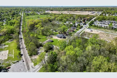 220 N Lake Park Avenue, Hobart, IN 46342 - Photo 47