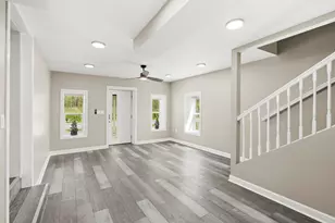 220 N Lake Park Ave, Hobart, IN 46342 - Photo 7