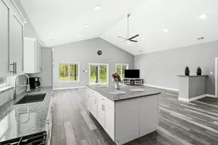 220 N Lake Park Ave, Hobart, IN 46342 - Photo 13