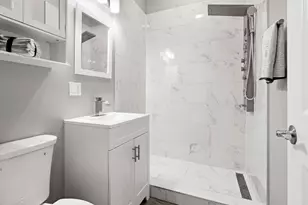 220 N Lake Park Ave, Hobart, IN 46342 - Photo 19