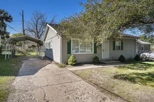 1310 Dearborn St, Gary, IN 46403 - Photo 15