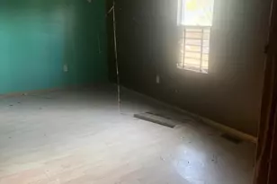 4646 Pennsylvania St, Gary, IN 46409 - Photo 7