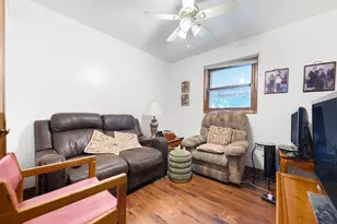 9509 Northcote Ave, Munster, IN 46321 - Photo 5