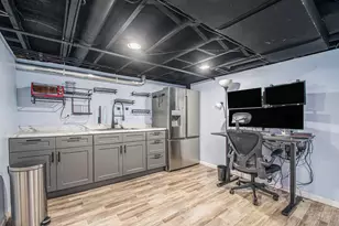 225 Holton Rd, La Porte, IN 46350 - Photo 9