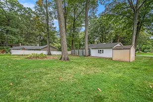 225 Holton Rd, La Porte, IN 46350 - Photo 15