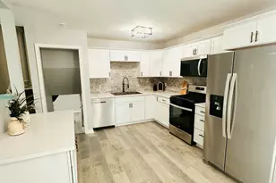 1310 W 61st Pl, Merrillville, IN 46410 - Photo 5