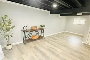 1310 W 61st Pl, Merrillville, IN 46410 - Photo 13