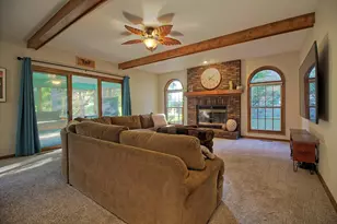 512 Camden Ct, Valparaiso, IN 46385 - Photo 15