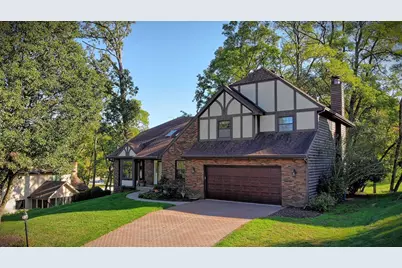 512 Camden Court, Valparaiso, IN 46385 - Photo 1