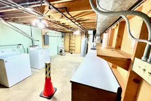 7809 Chase St, Merrillville, IN 46410 - Photo 19