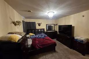 1826 Finney Drive, Valparaiso, IN 46383 - Photo 11