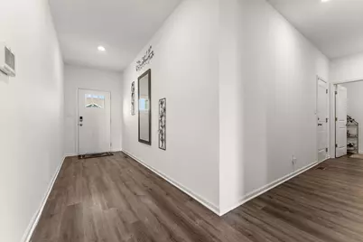 10453 Privet Drive, Crown Point, IN 46307 - Photo 7