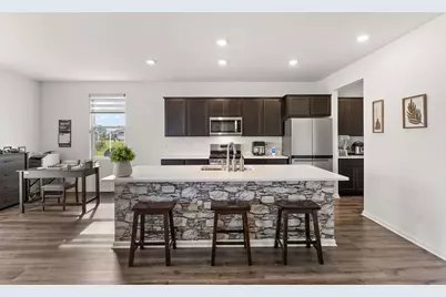 10453 Privet Drive, Crown Point, IN 46307 - Photo 9