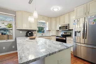 741 Newcastle Dr, Schererville, IN 46375 - Photo 7