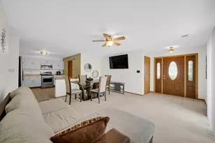 1741 W 86th Ln, Merrillville, IN 46410 - Photo 5