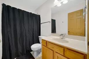 1741 W 86th Ln, Merrillville, IN 46410 - Photo 15