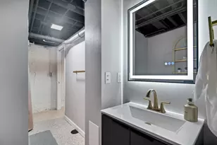 1422 Roberts Ave, Whiting, IN 46394 - Photo 11