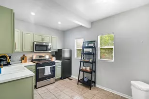 1422 Roberts Ave, Whiting, IN 46394 - Photo 23