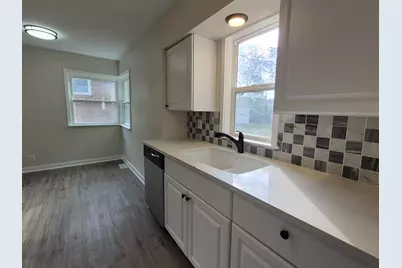 4203 E 12th Place, Gary, IN 46403 - Photo 9