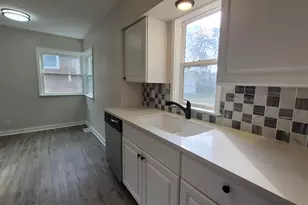 4203 E 12th Pl, Gary, IN 46403 - Photo 9