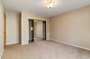 1825 Oriole Dr, Munster, IN 46321 - Photo 9