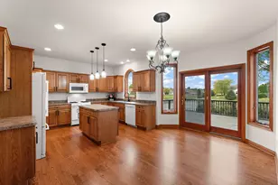 10700 Martinique Ln, Crown Point, IN 46307 - Photo 19