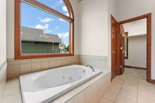 10700 Martinique Ln, Crown Point, IN 46307 - Photo 13