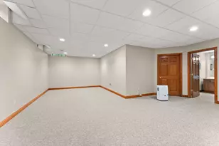 10700 Martinique Ln, Crown Point, IN 46307 - Photo 37