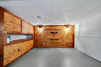 621 S Washington Street, Hobart, IN 46342 - Photo 19