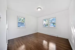 621 S Washington St, Hobart, IN 46342 - Photo 13