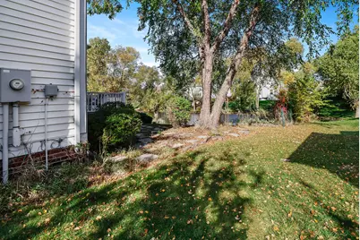 1054 Smallwood Trail, Valparaiso, IN 46385 - Photo 35