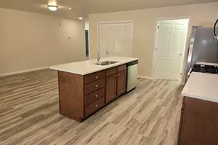 1528 S Woodland Ave, Michigan City, IN 46360 - Photo 3