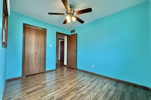 5361 Pierce St, Merrillville, IN 46410 - Photo 13