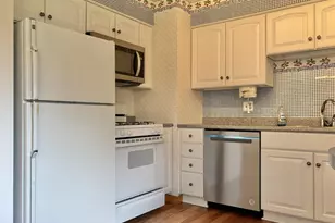 5361 Pierce St, Merrillville, IN 46410 - Photo 7