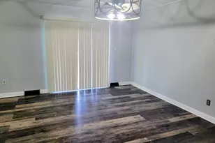 838 W 67th Ln, Merrillville, IN 46410 - Photo 9