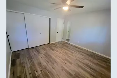 838 W 67th Lane, Merrillville, IN 46410 - Photo 7